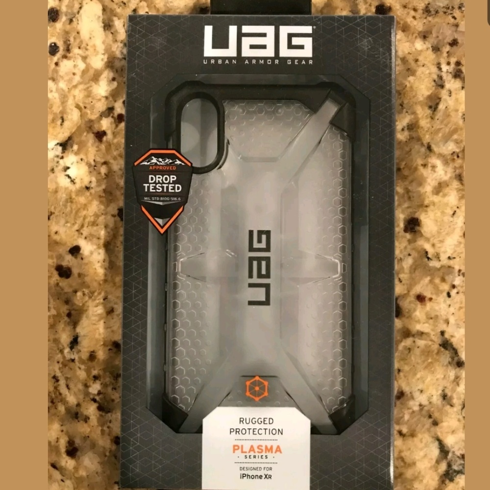 UAG. iPhone XR case plasma